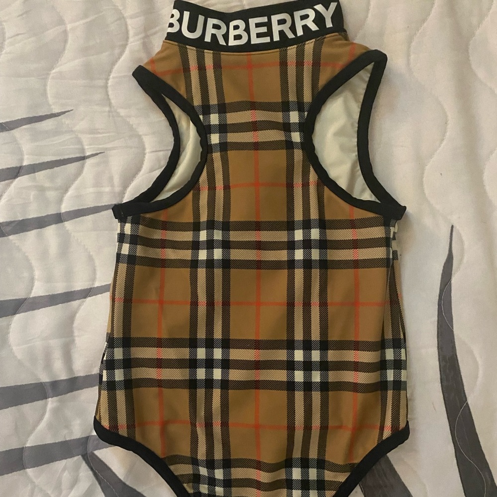Burberry kids one piece bathing suit size 6Y